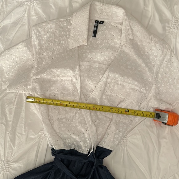 wrap around jean /eyelet lace dress, little floral detail in the top - Picture 8 of 11